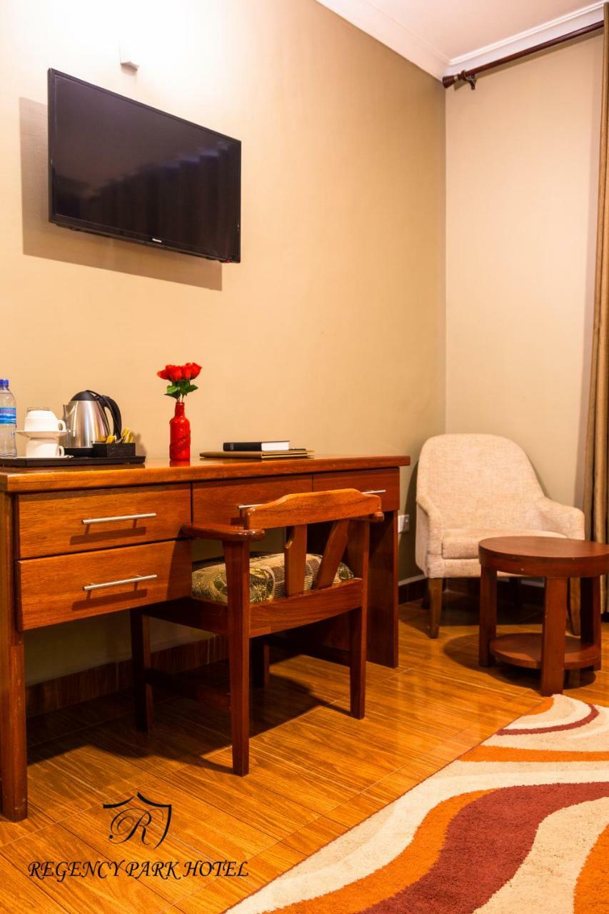 Regency Resort Singida Экстерьер фото