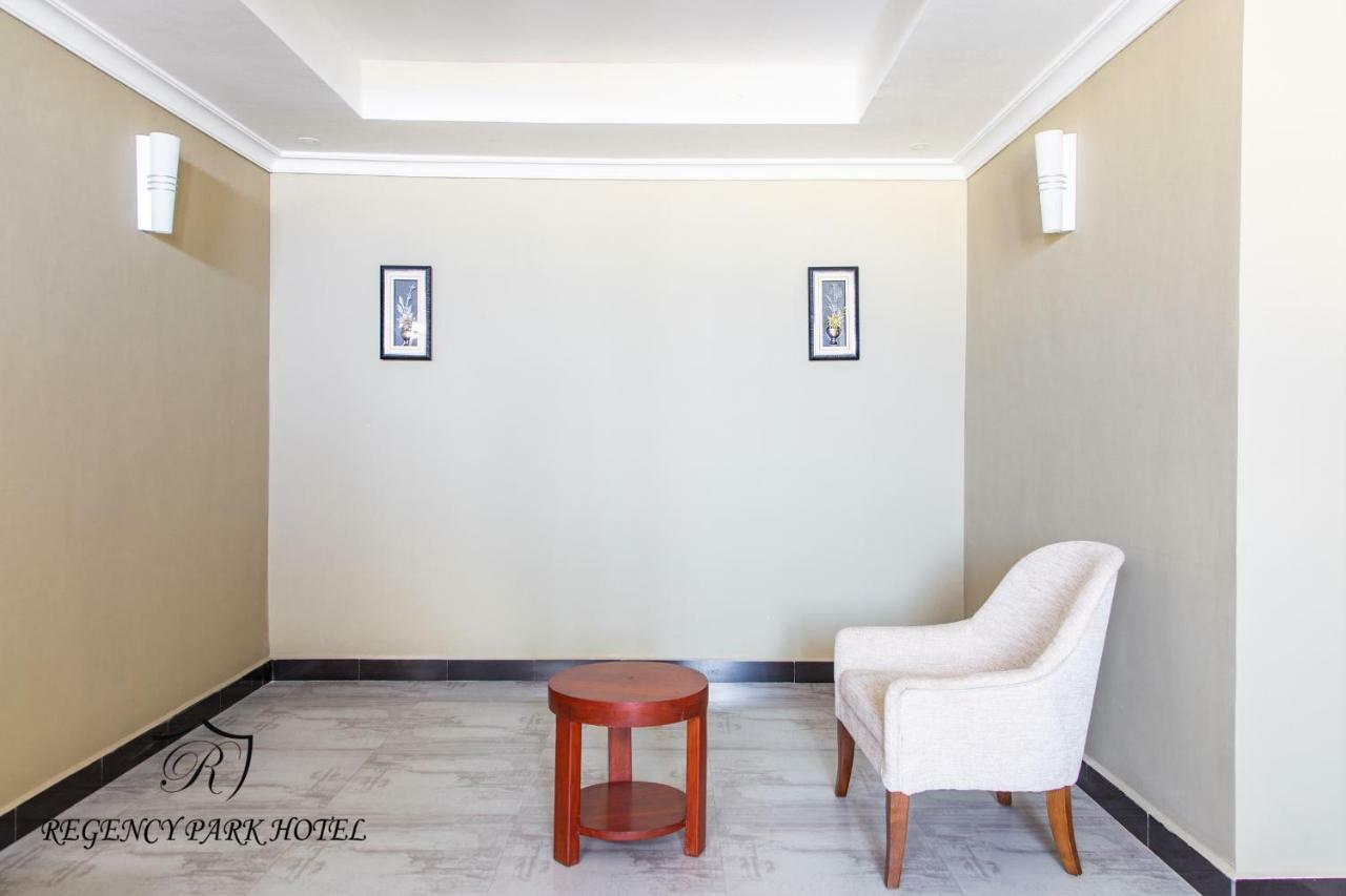 Regency Resort Singida Экстерьер фото