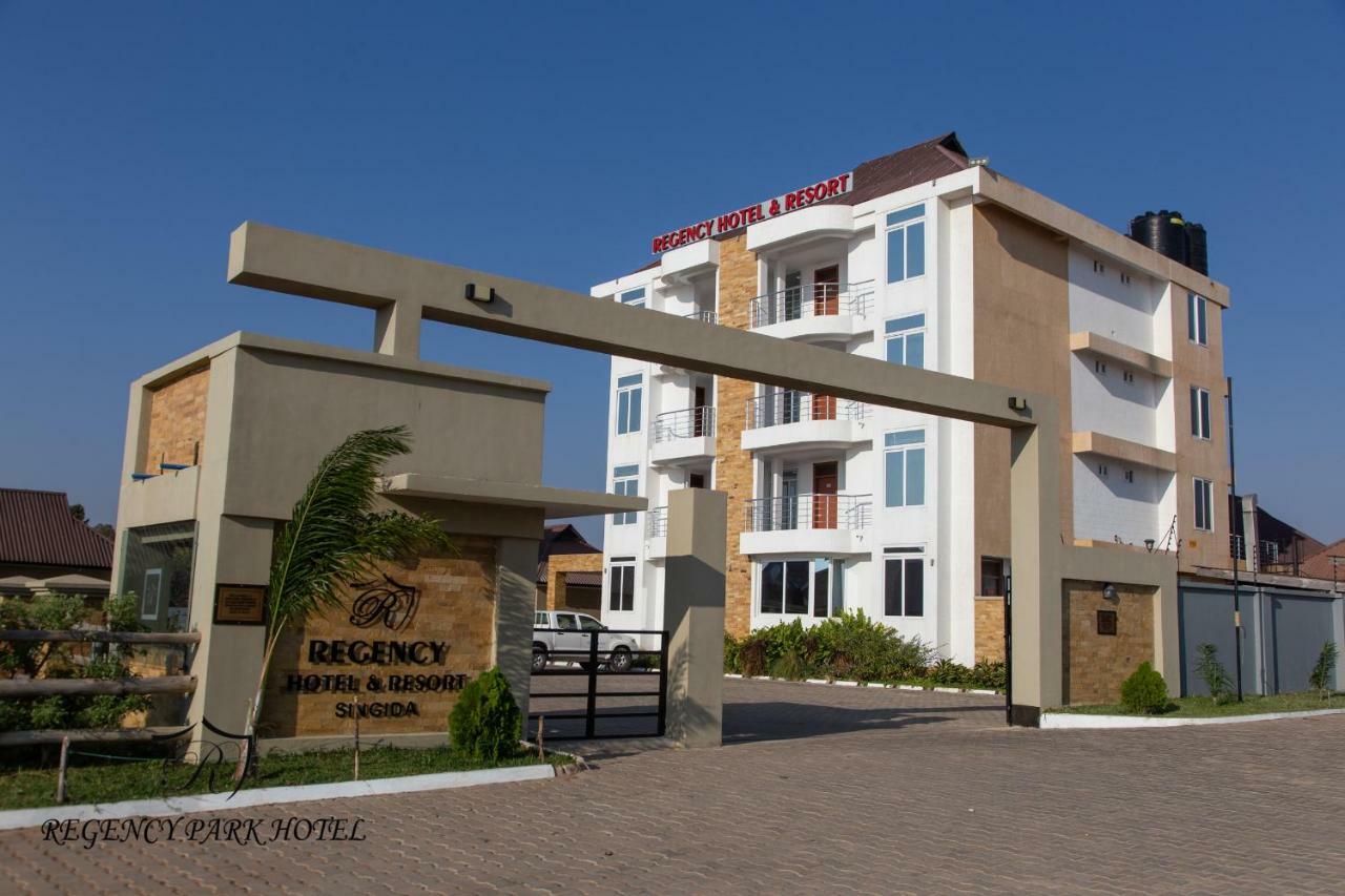 Regency Resort Singida Экстерьер фото