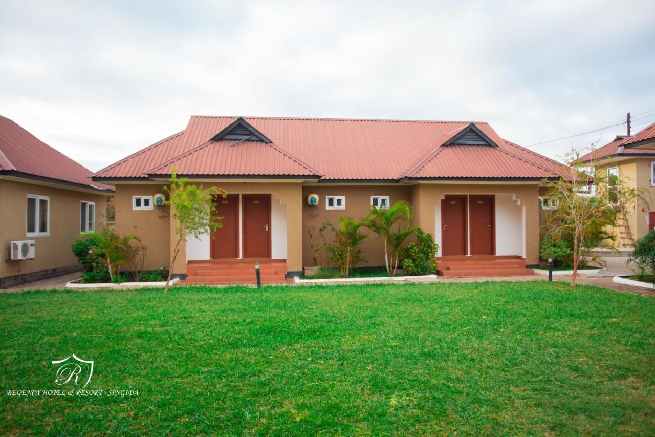 Regency Resort Singida Экстерьер фото